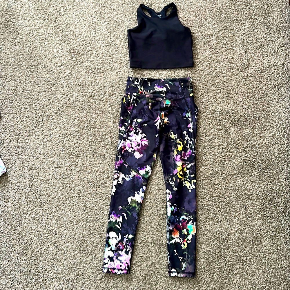 Old Navy: Matching active wear set : Girls size M